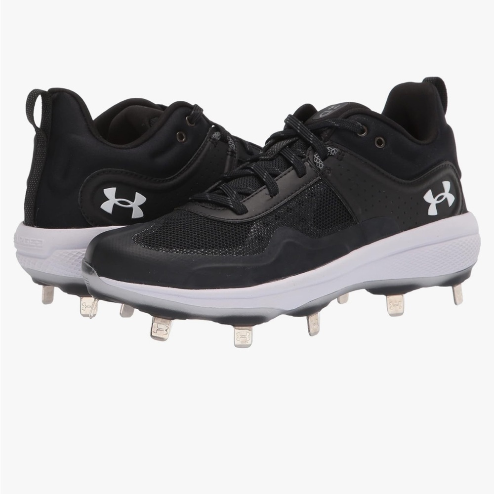 NEW Woman’s Under Armour Glyde Cleats - size 7.5